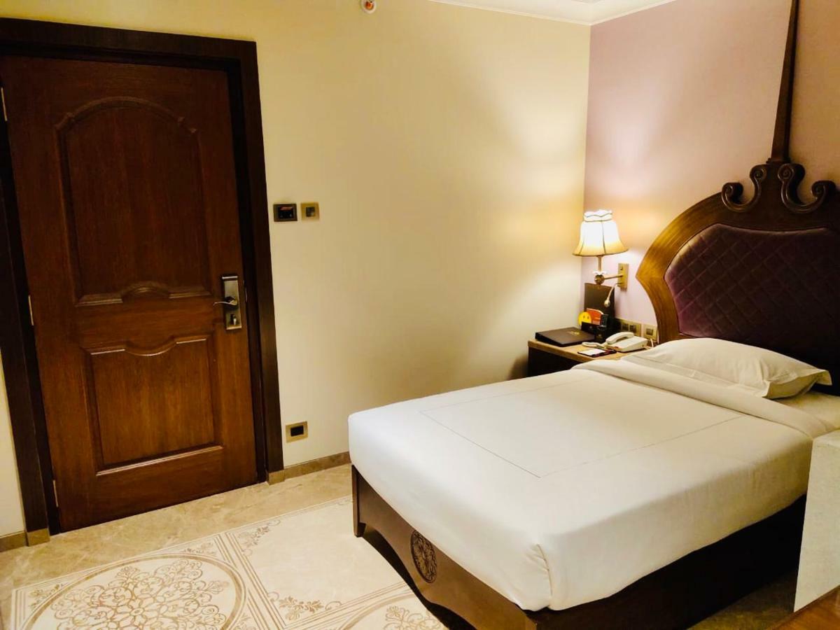 Hotel Sai Palace , Mangalore Exterior photo